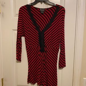 Ladies NY Collection top